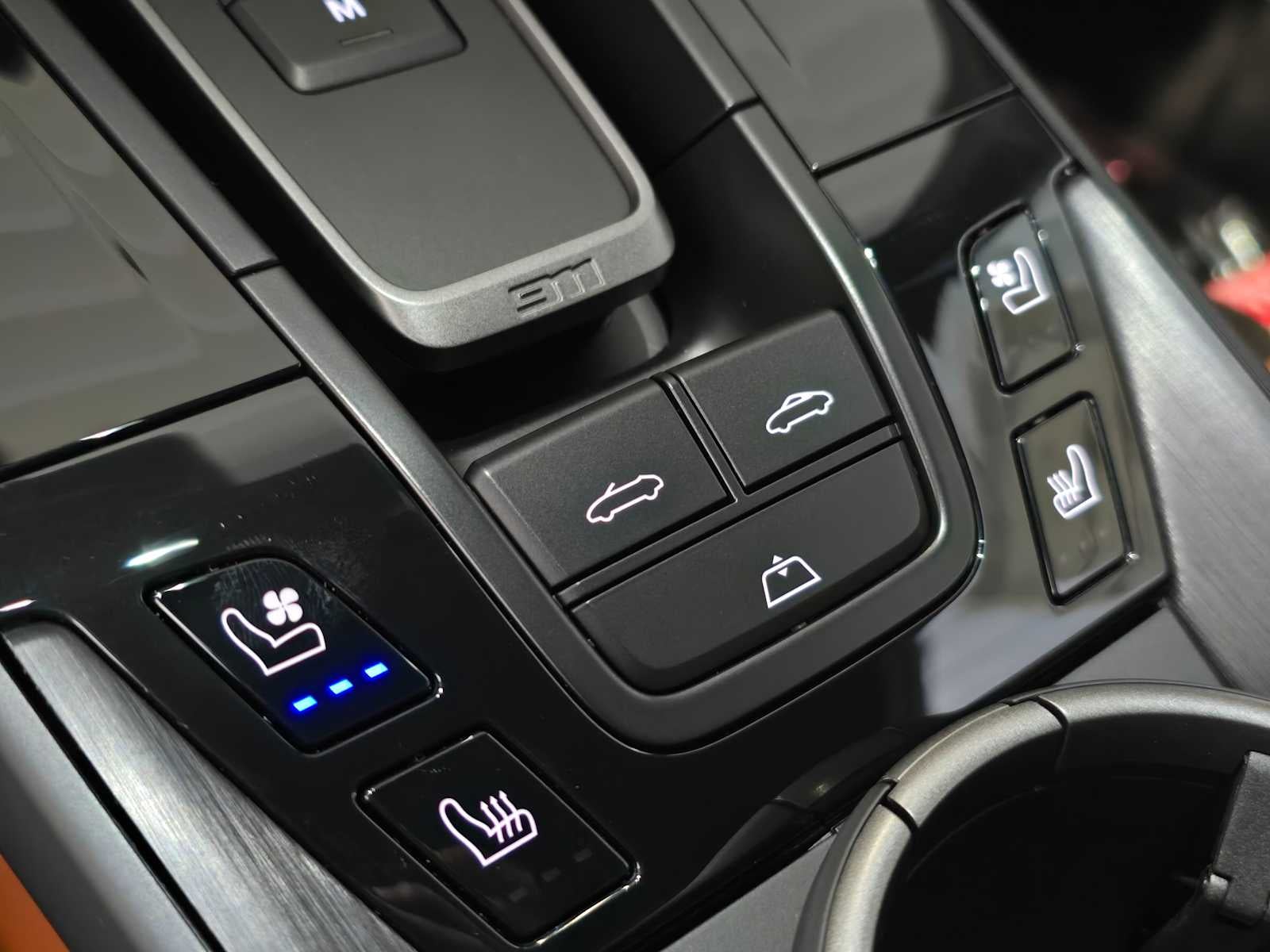 2026 Porsche 911 Carrera 4 GTS