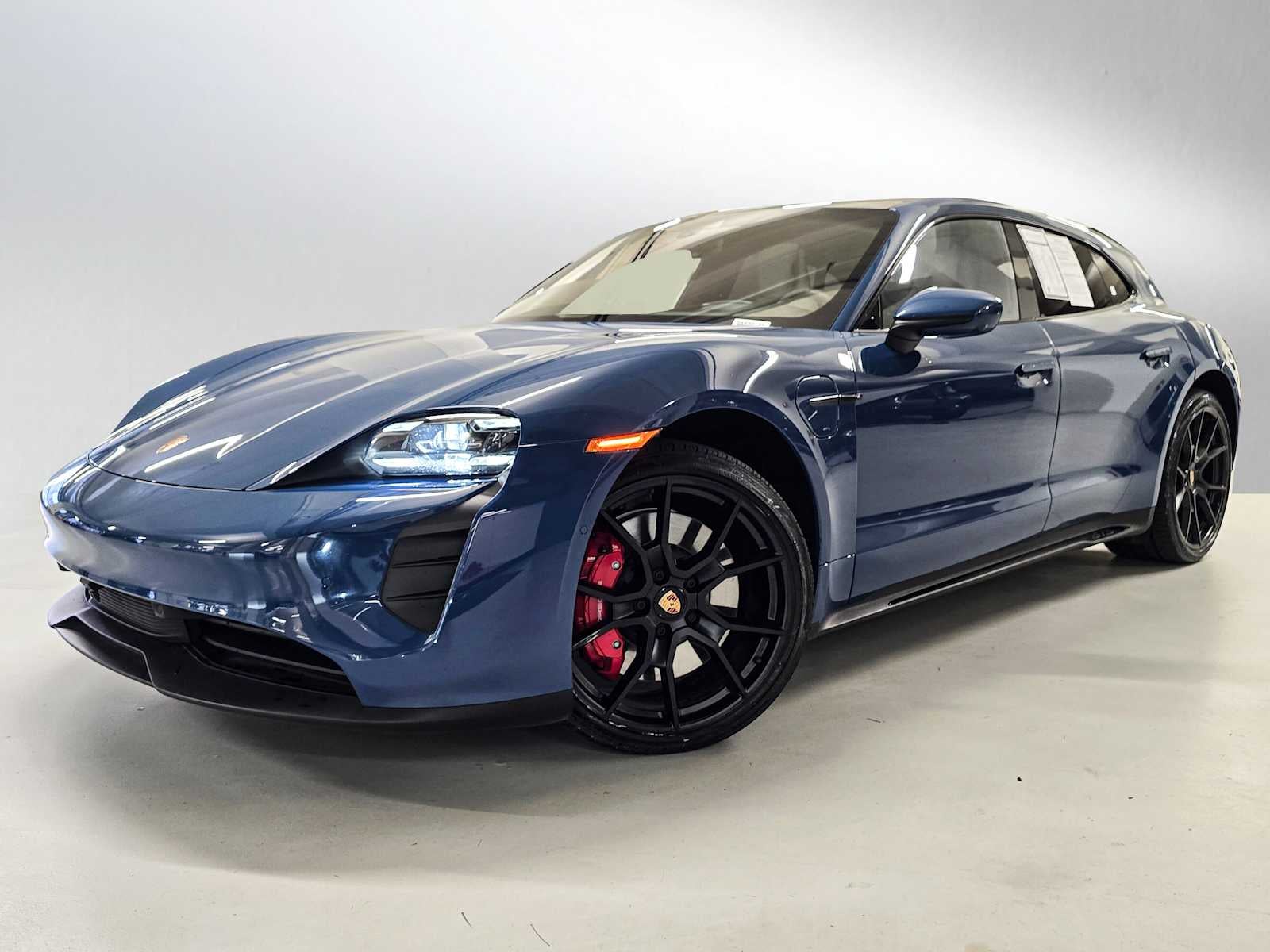 2024 Porsche Taycan GTS