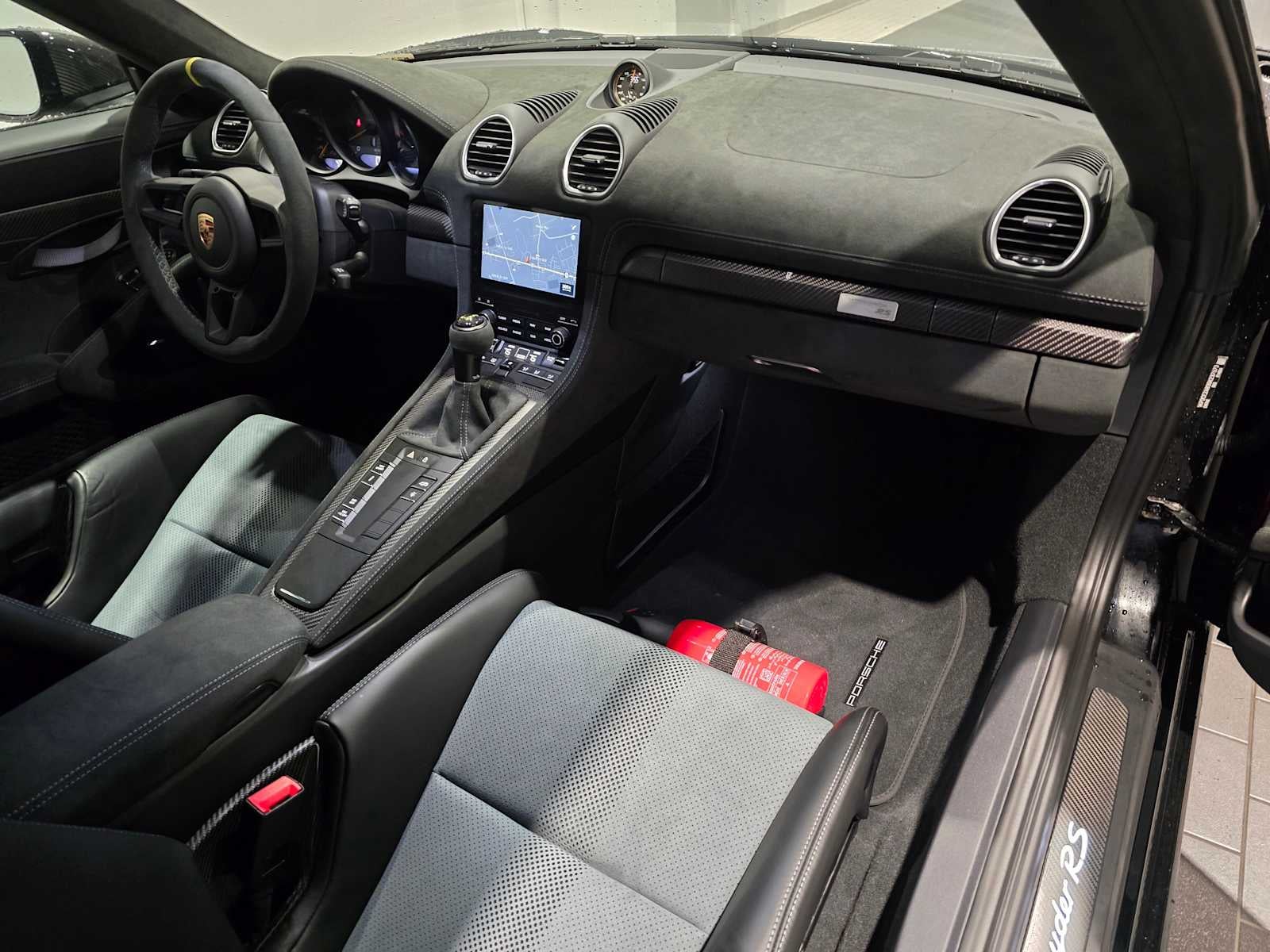 2025 Porsche 718 Spyder RS