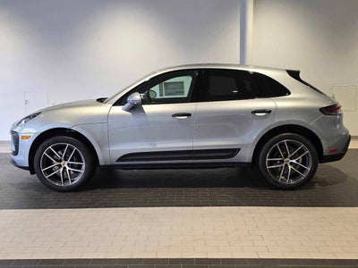 2025 Porsche Macan Base