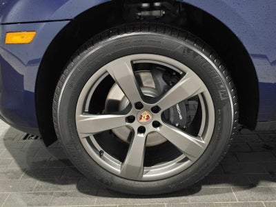 2026 Porsche Macan Base