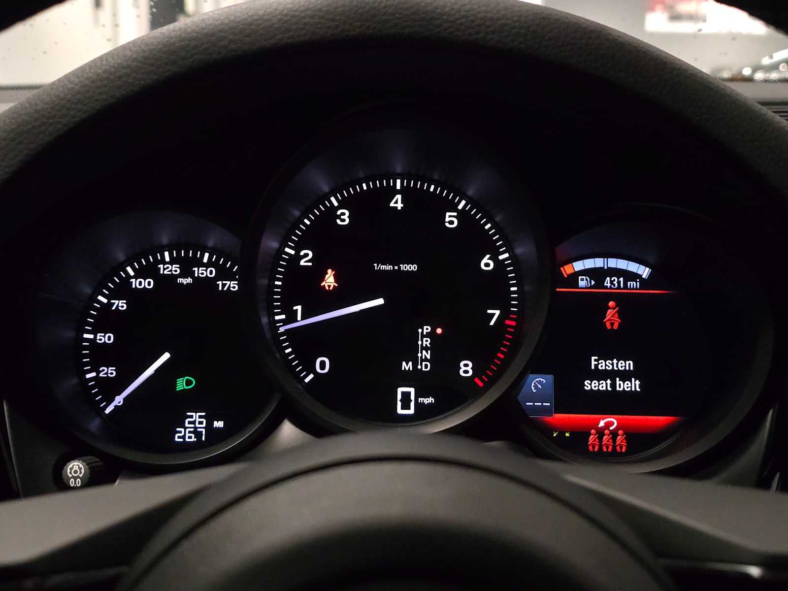 2026 Porsche Macan Base