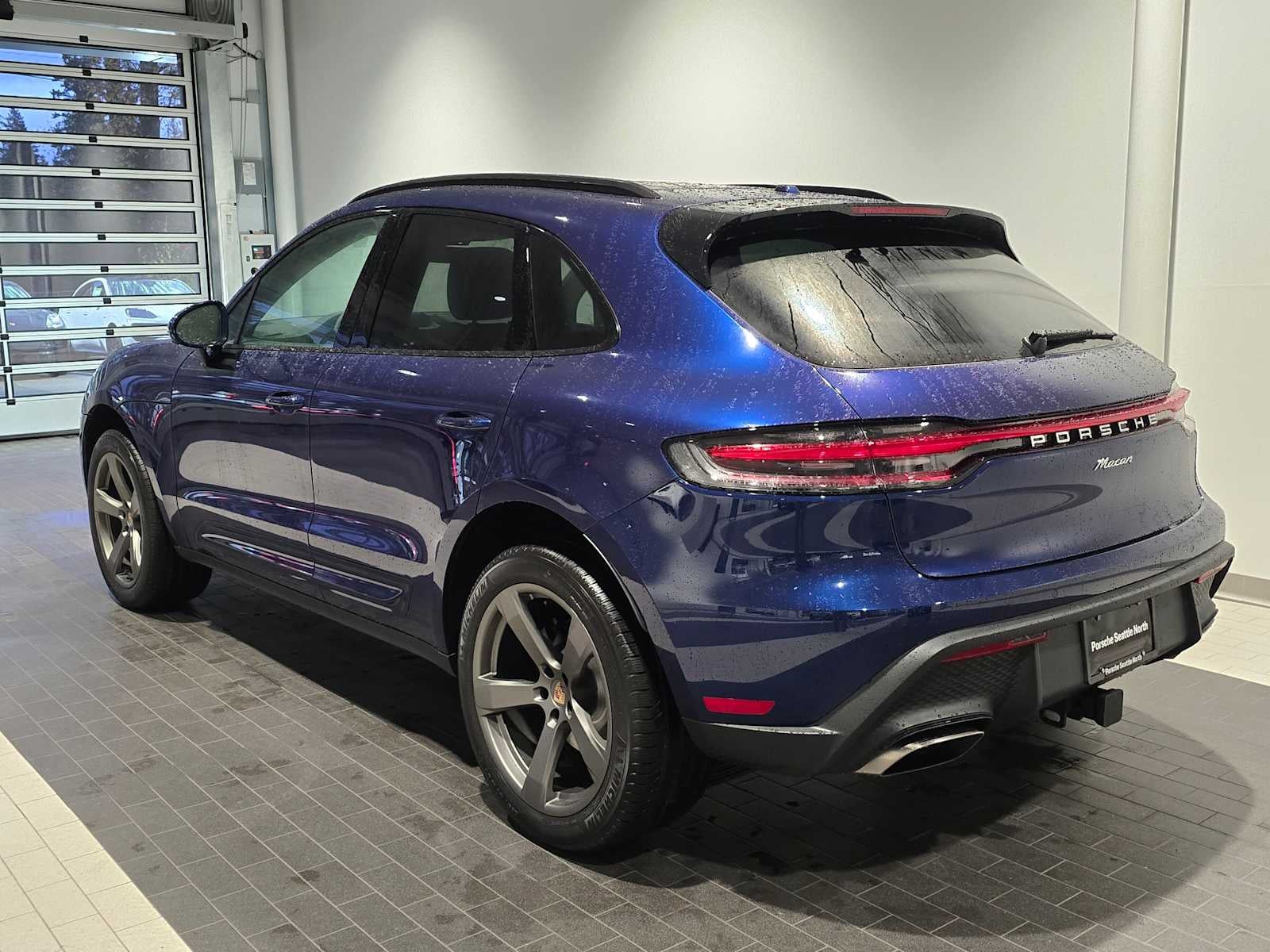 2026 Porsche Macan Base