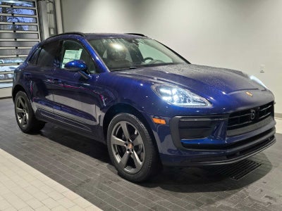 2026 Porsche Macan Base