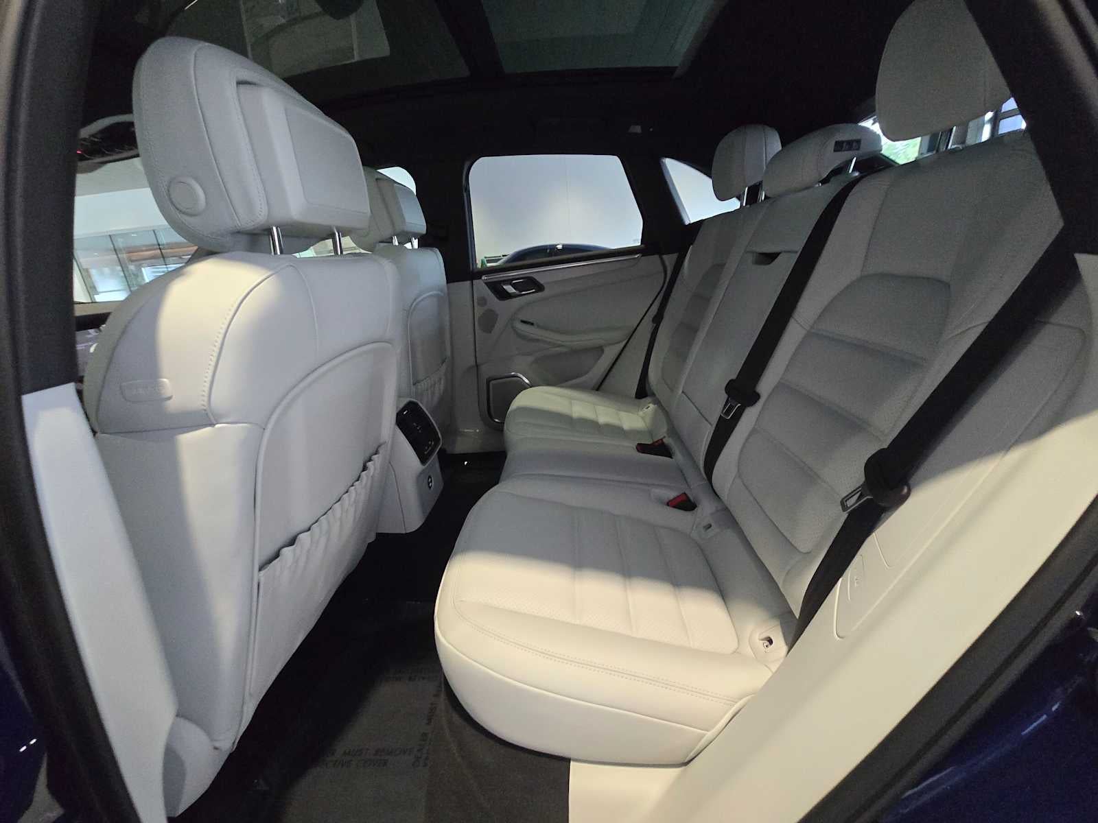 2026 Porsche Macan Macan T