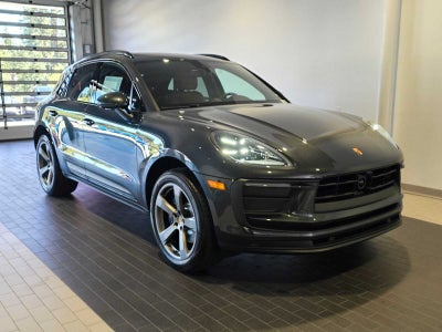 2026 Porsche Macan Base