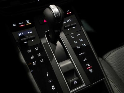 2026 Porsche Macan T