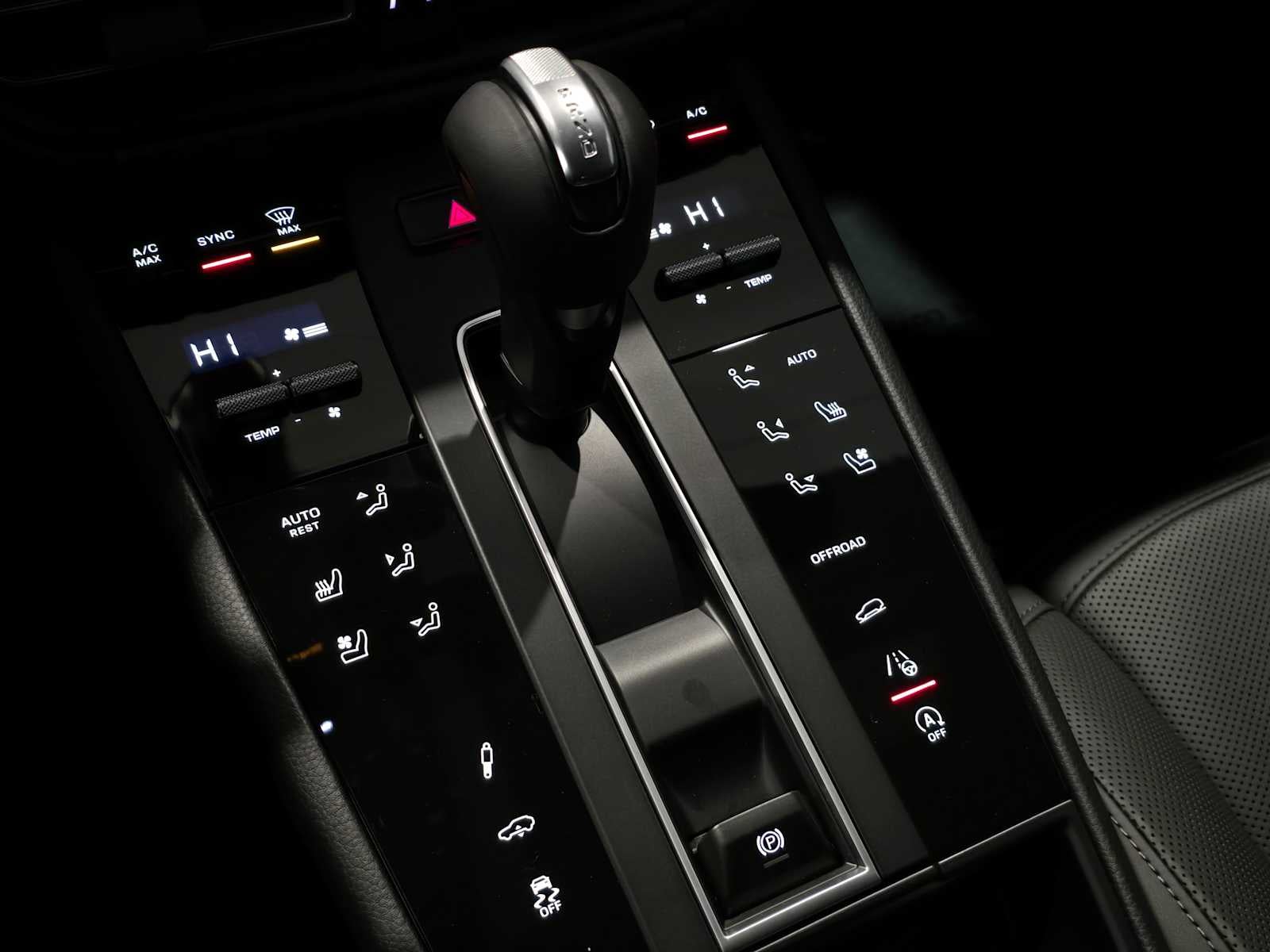 2026 Porsche Macan T