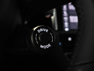 2026 Porsche Macan T