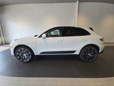 2026 Porsche Macan Macan