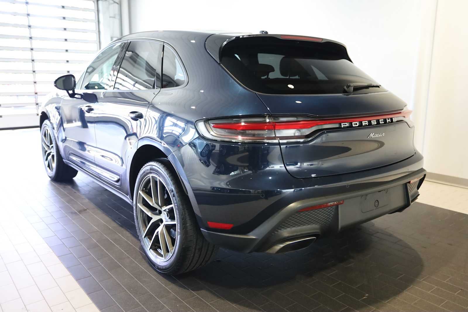 2023 Porsche Macan Macan
