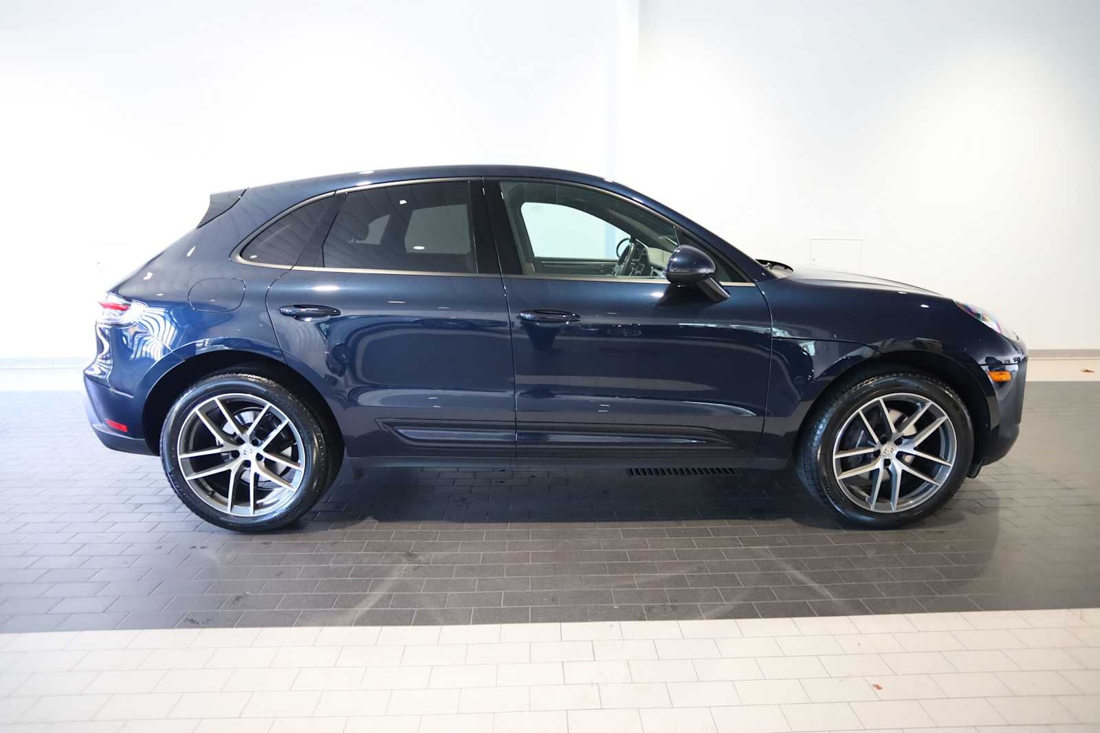 2023 Porsche Macan Macan