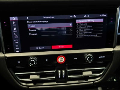 2025 Porsche Macan T