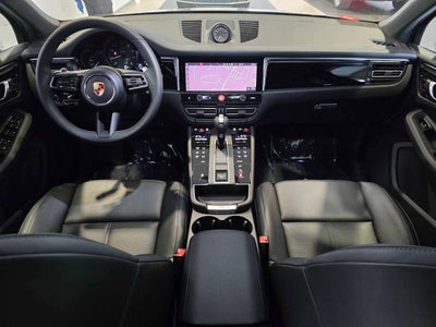 2025 Porsche Macan Macan