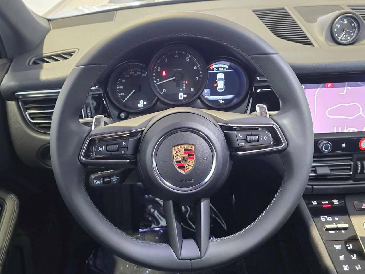 2025 Porsche Macan Macan