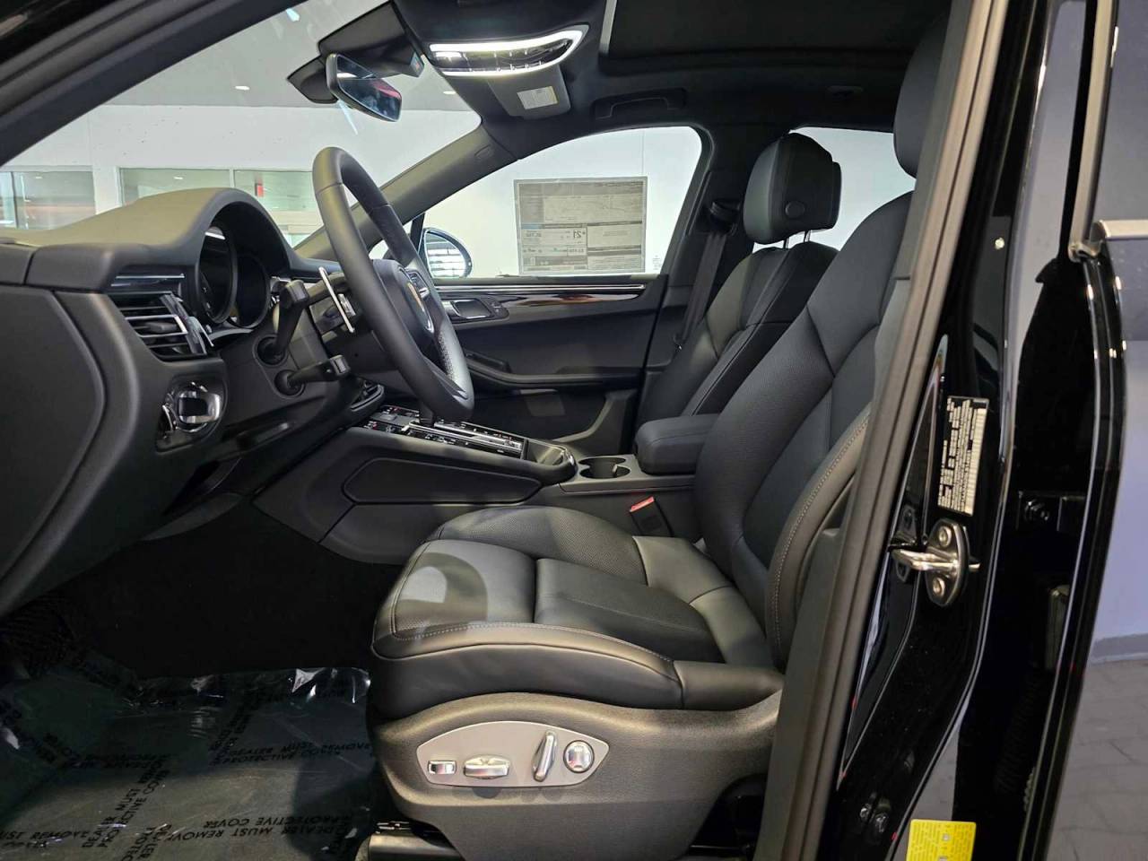 2025 Porsche Macan Macan