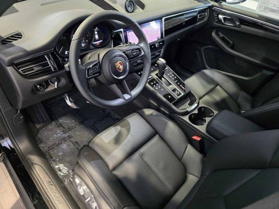 2025 Porsche Macan Macan