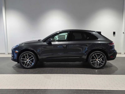 2026 Porsche Macan Base