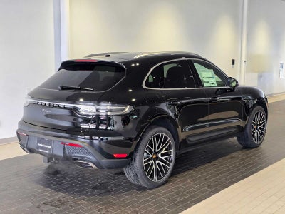 2026 Porsche Macan Base