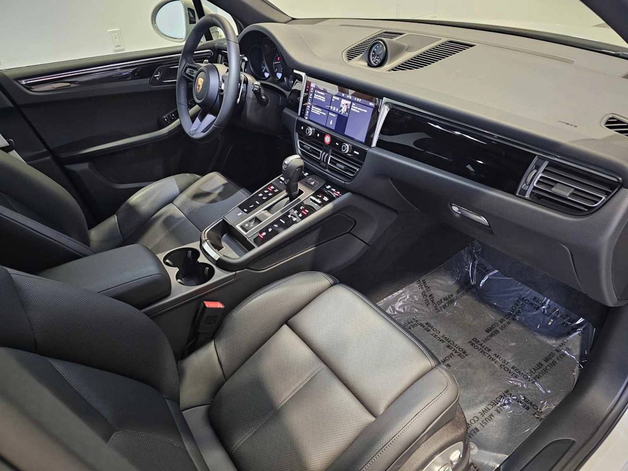 2025 Porsche Macan Macan