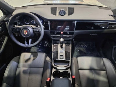 2025 Porsche Macan Macan