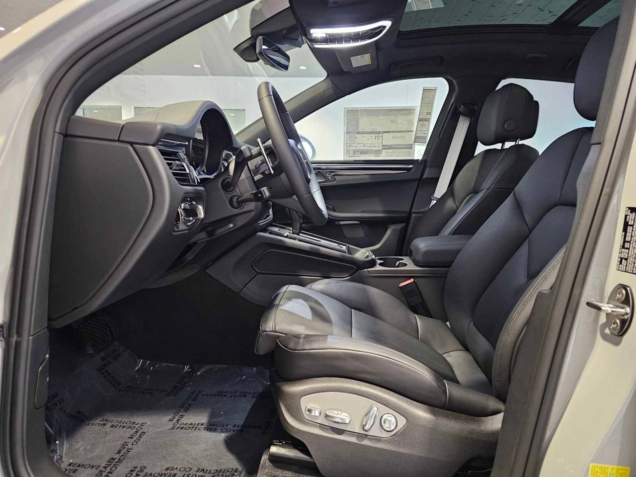 2025 Porsche Macan Macan