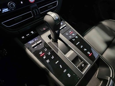 2025 Porsche Macan Macan