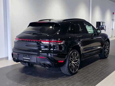 2025 Porsche Macan Base