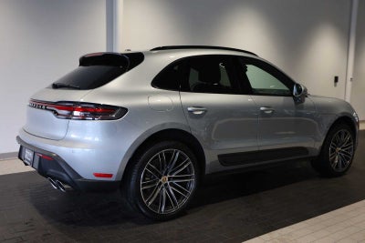 2026 Porsche Macan Macan