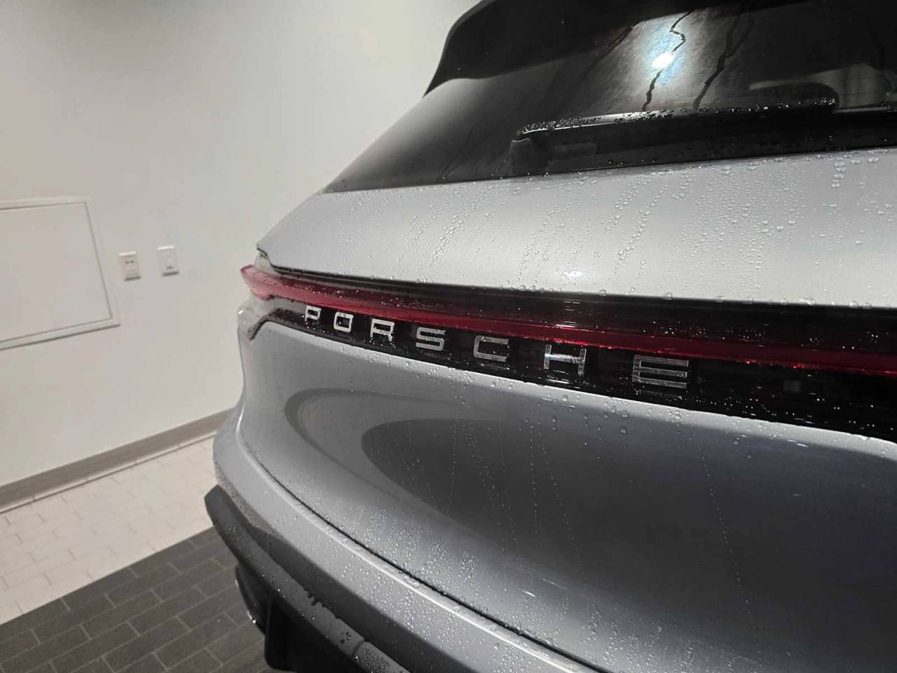 2026 Porsche Macan Macan