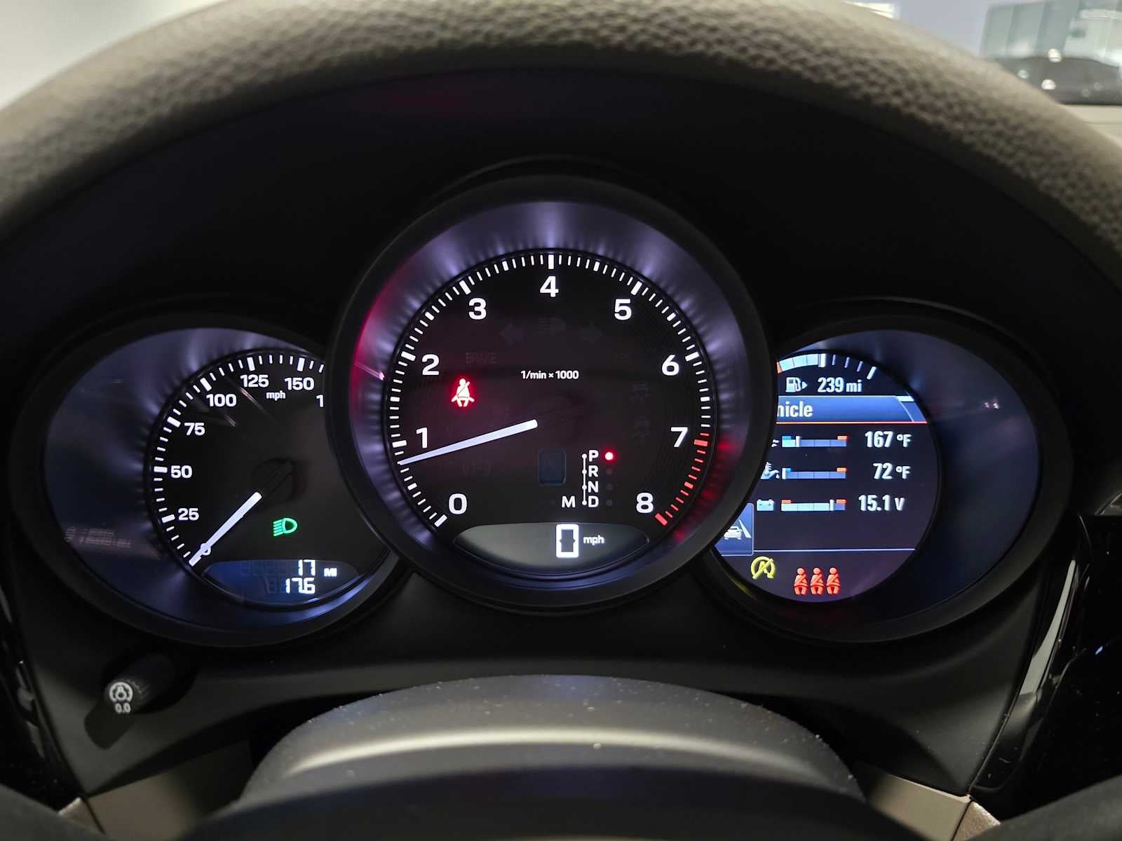 2026 Porsche Macan Base