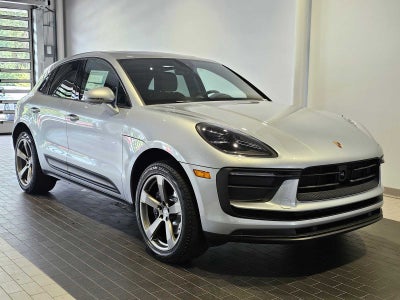 2025 Porsche Macan Base