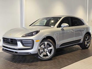 2025 Porsche Macan Base