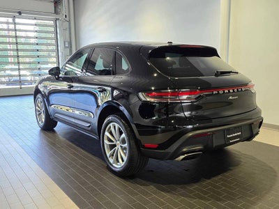 2026 Porsche Macan Macan