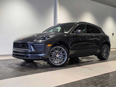 2026 Porsche Macan Base