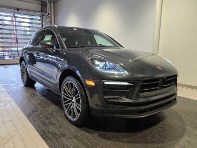 2026 Porsche Macan Base