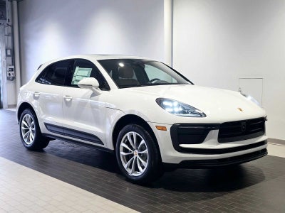 2025 Porsche Macan Base