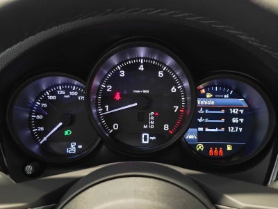 2026 Porsche Macan Base