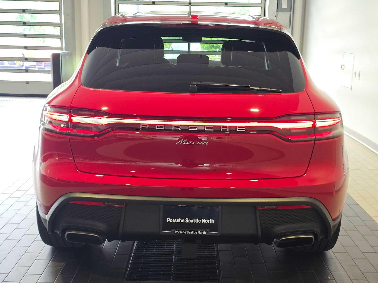 2026 Porsche Macan Macan