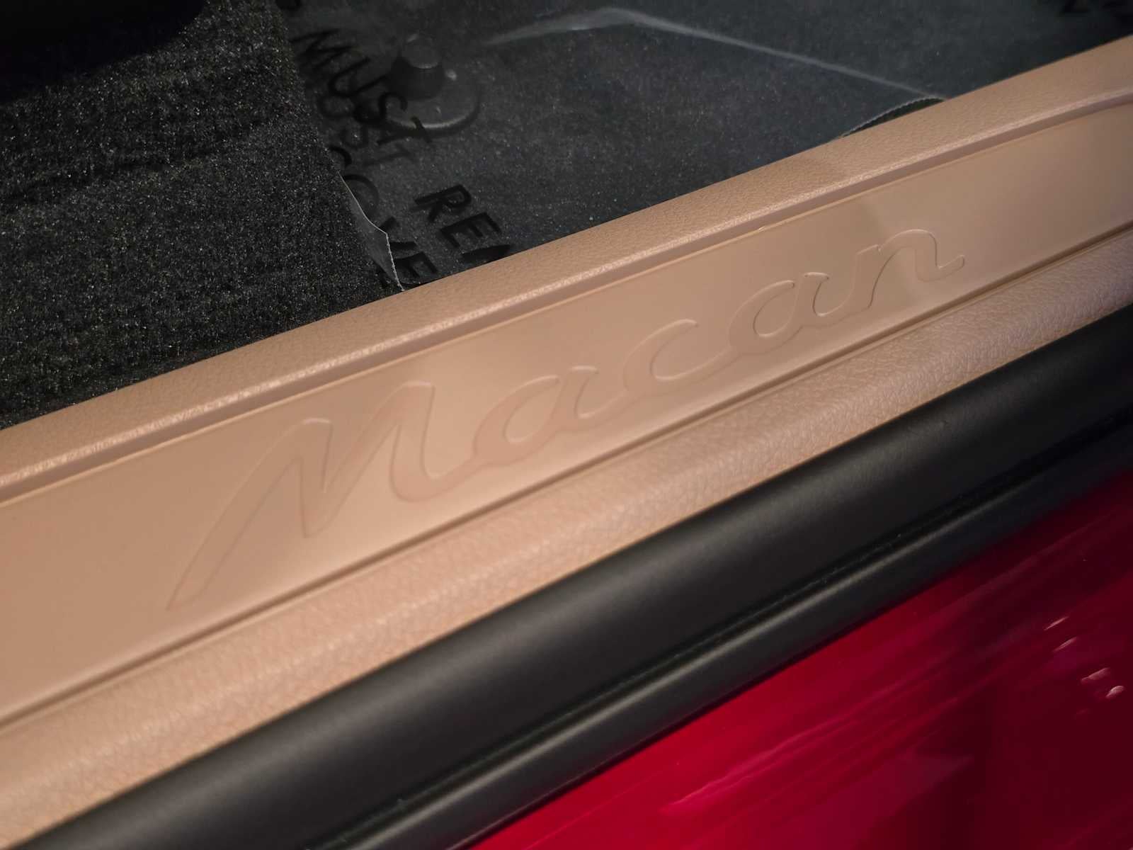 2026 Porsche Macan Macan