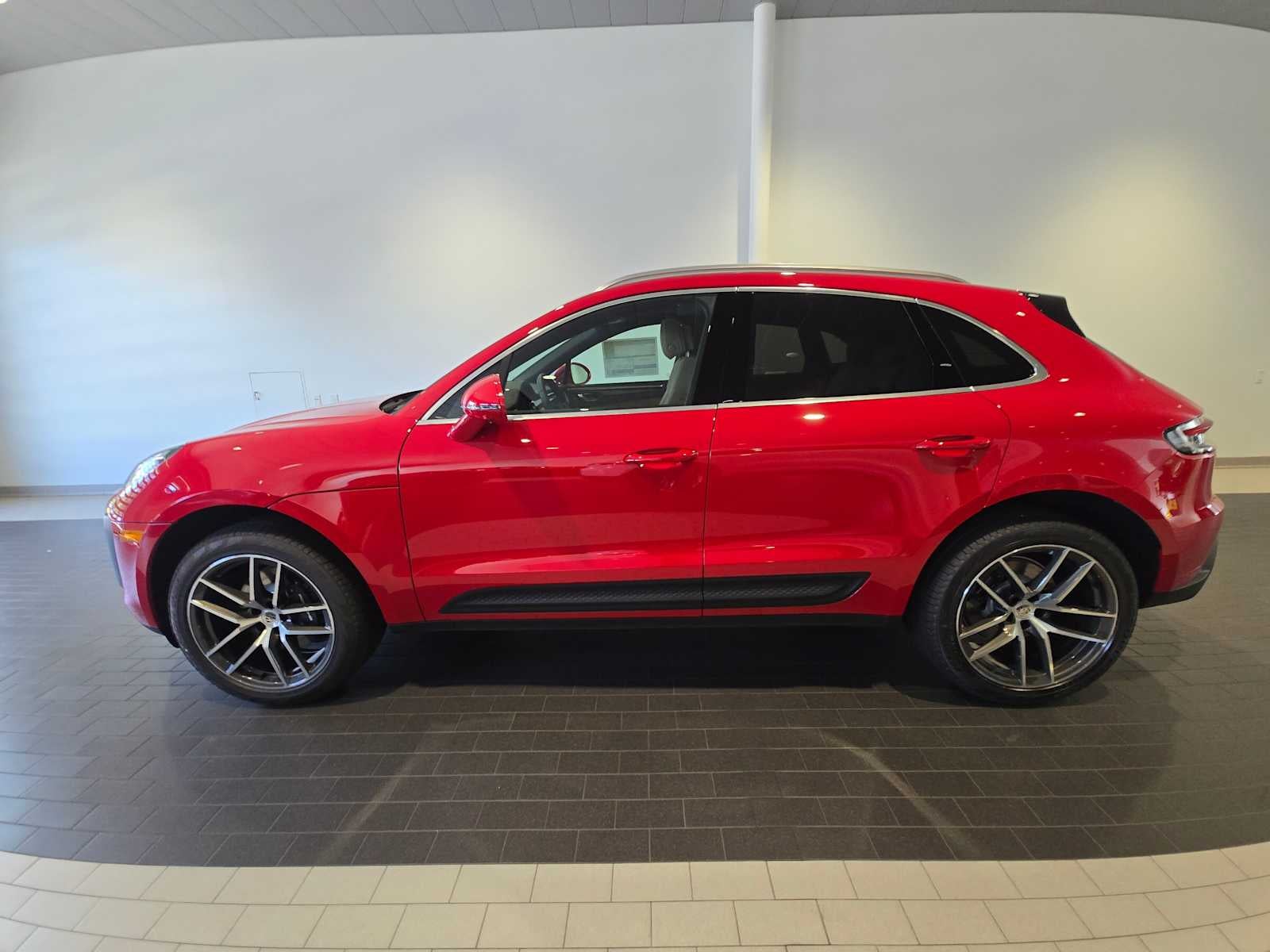 2026 Porsche Macan Macan