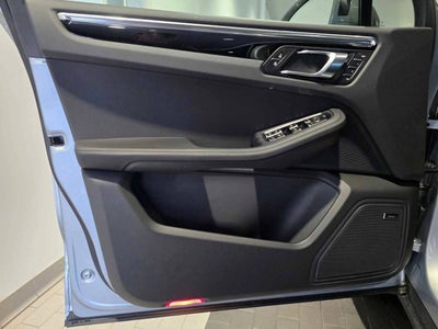 2026 Porsche Macan Macan T