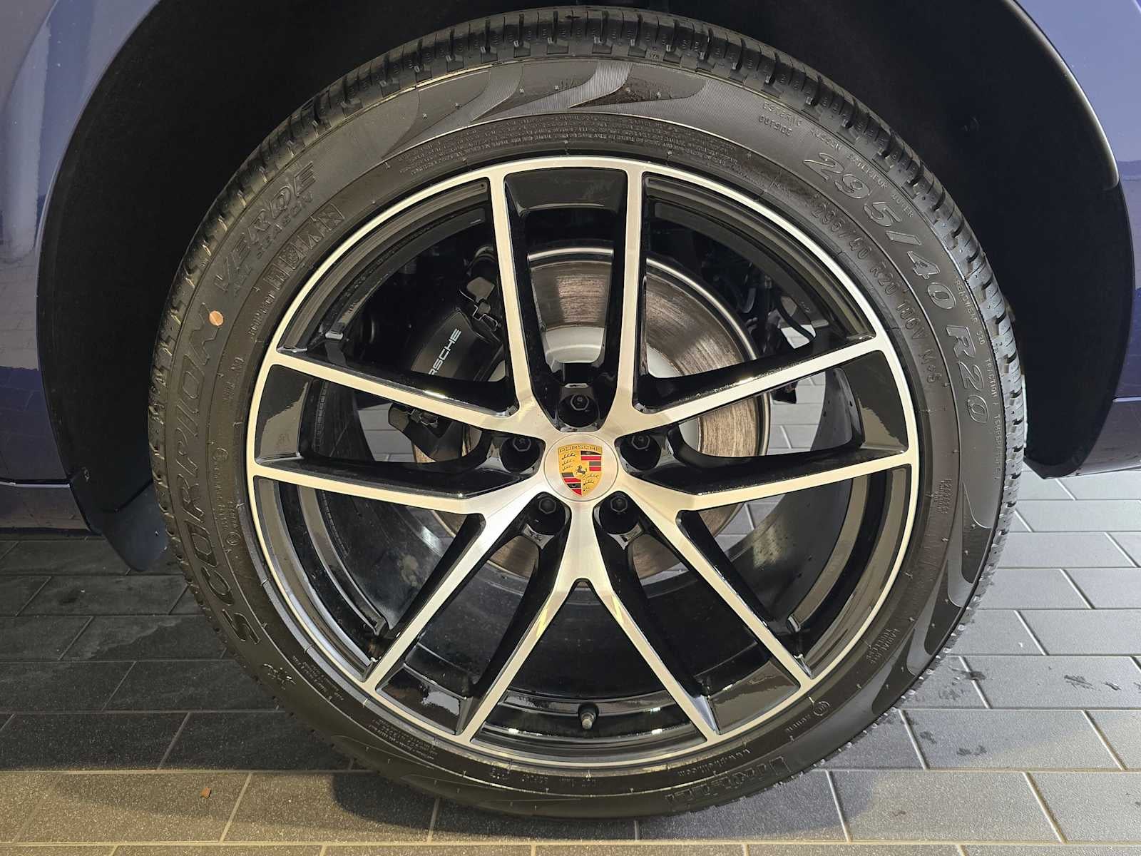 2026 Porsche Macan Base