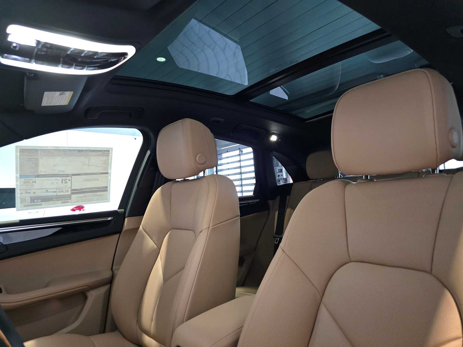 2026 Porsche Macan Base