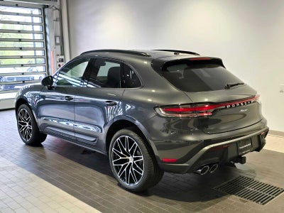 2026 Porsche Macan Base