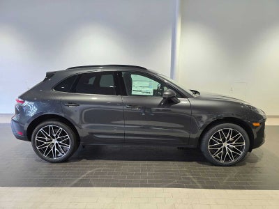 2026 Porsche Macan Base