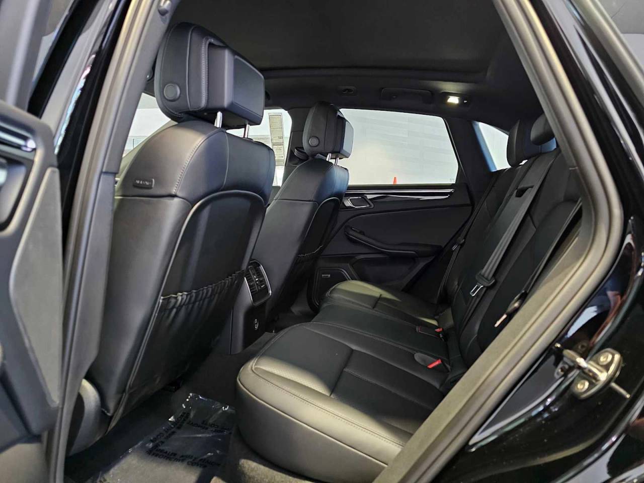 2025 Porsche Macan Macan