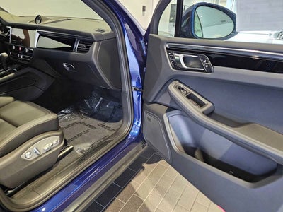 2025 Porsche Macan Macan