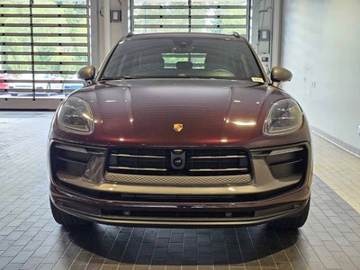 2025 Porsche Macan Macan T
