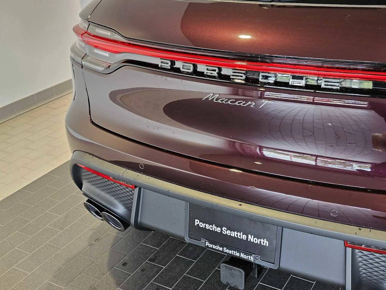 2025 Porsche Macan Macan T